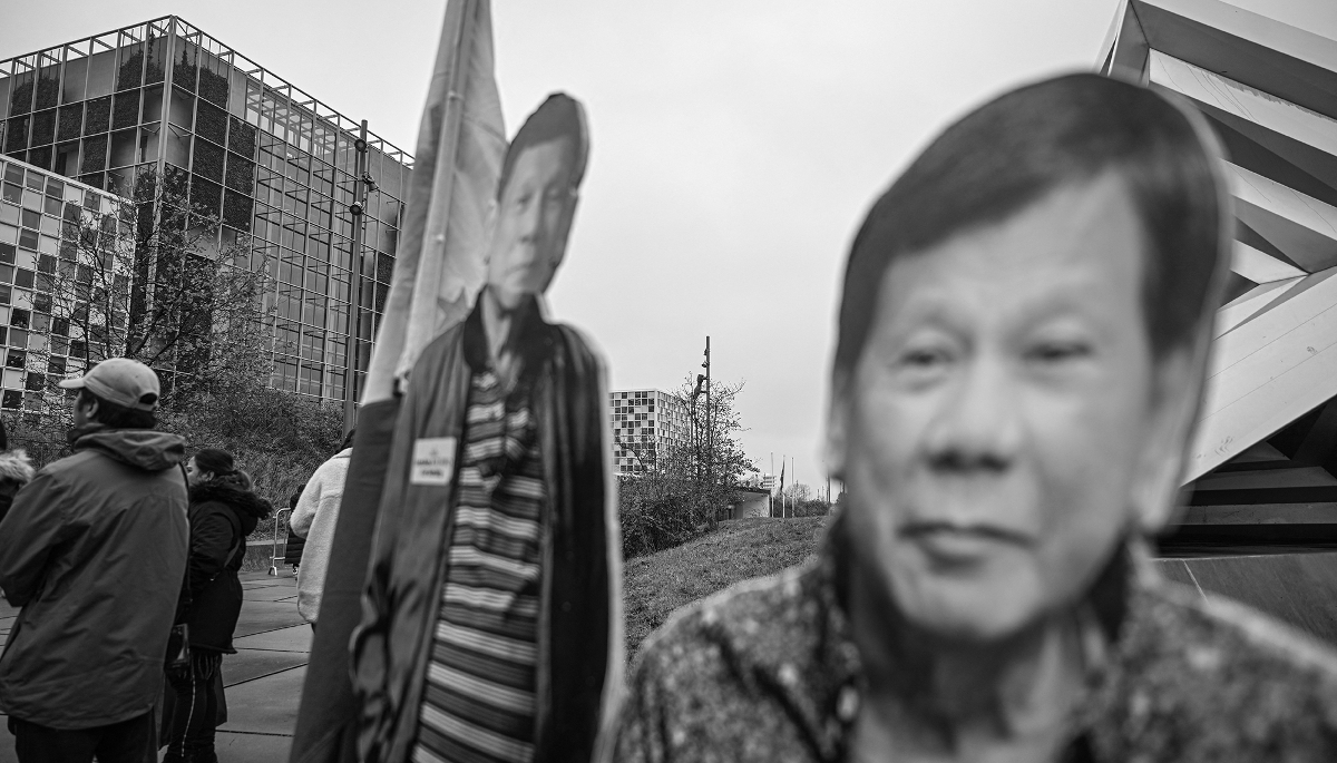 A demonstration by supporters of former Philippine President Rodrigo Duterte outside the ICC in The Hague, on 28 November 2025.