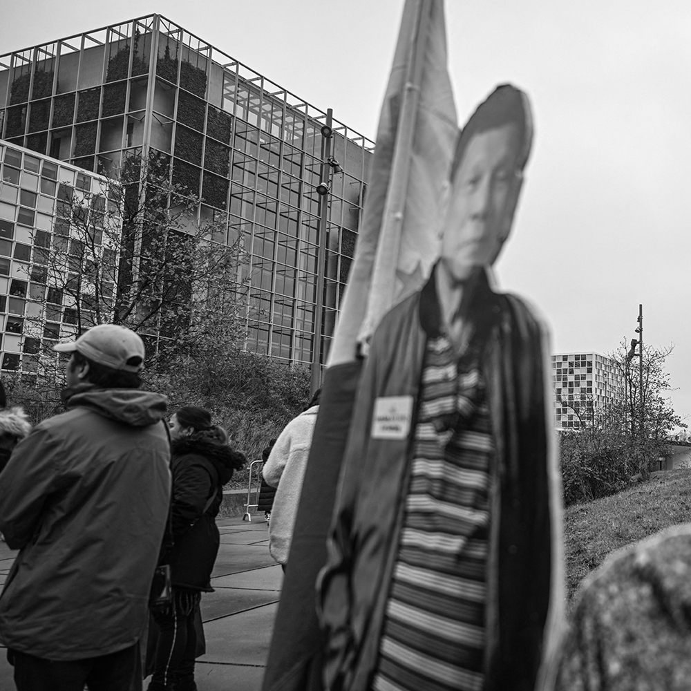 A demonstration by supporters of former Philippine President Rodrigo Duterte outside the ICC in The Hague, on 28 November 2025.