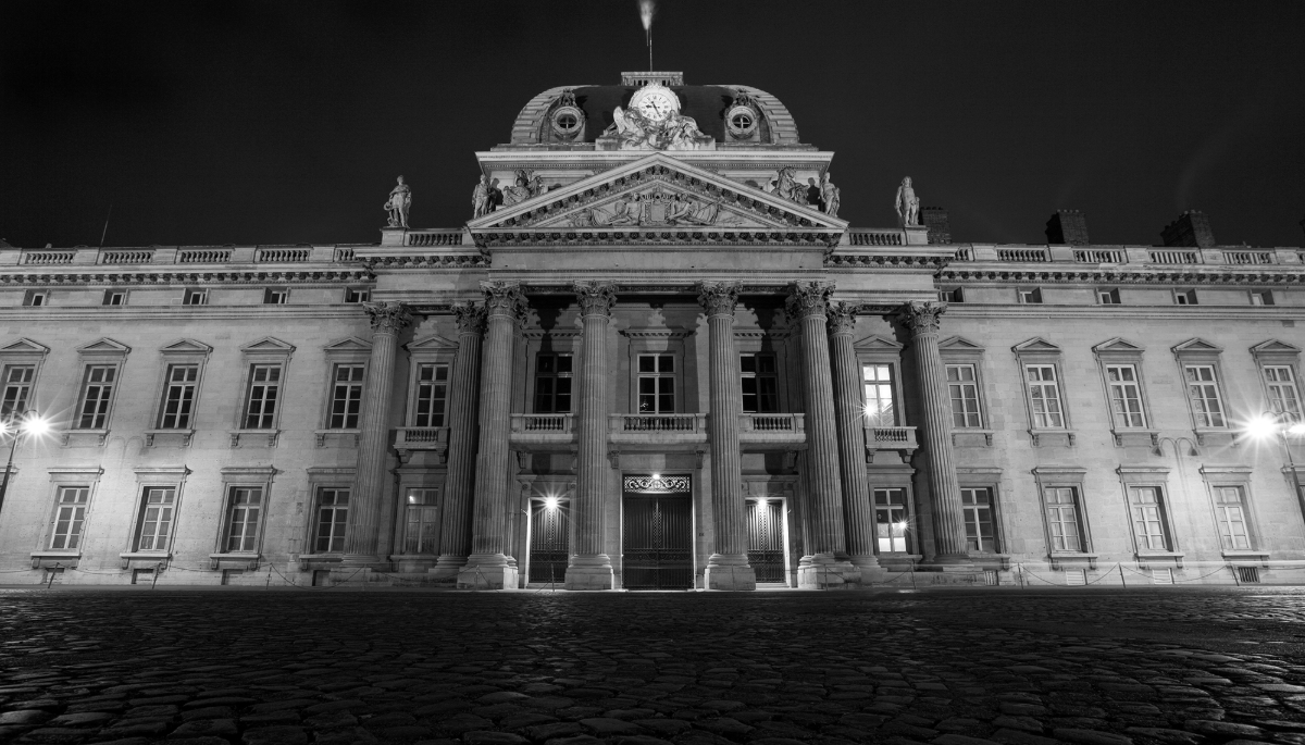 The Conseil Général de l'Armement (CGARM) is housed in France's École Militaire, in Paris. 