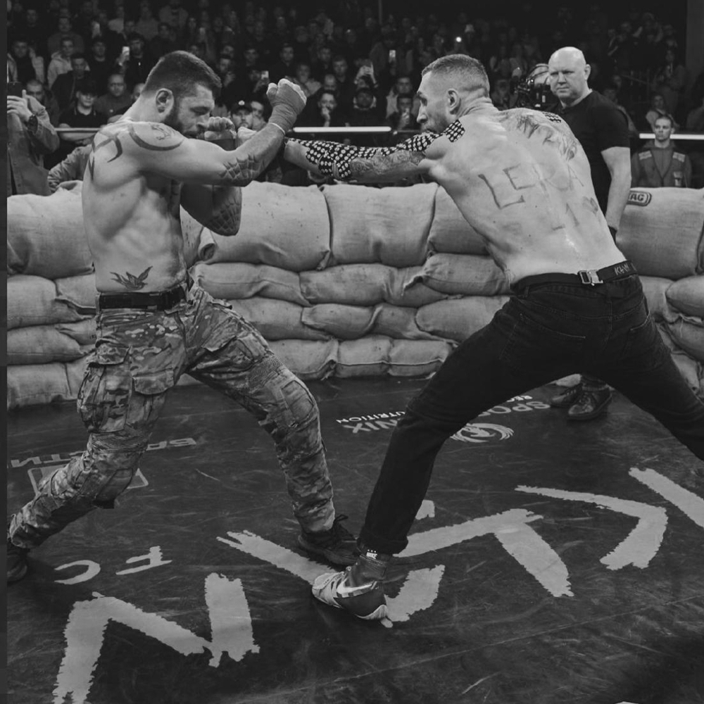A fighter from the GUR faces a foreign opponent in Kyiv, Ukraine, October 2026.
