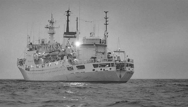 The vessel Admiral Vladimirsky.