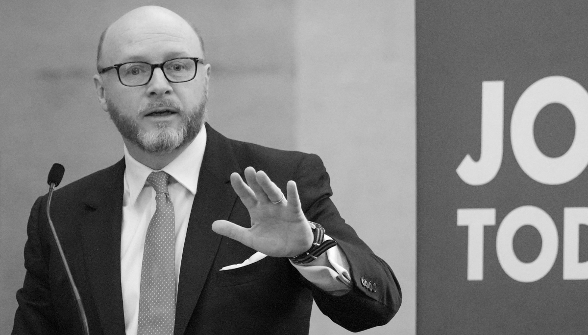 Labour MP Liam Byrne. In July, financial activist Fraser Perring wrote to the UK Parliament's Commissioner for Compliance requesting an investigation into the MP's statements.