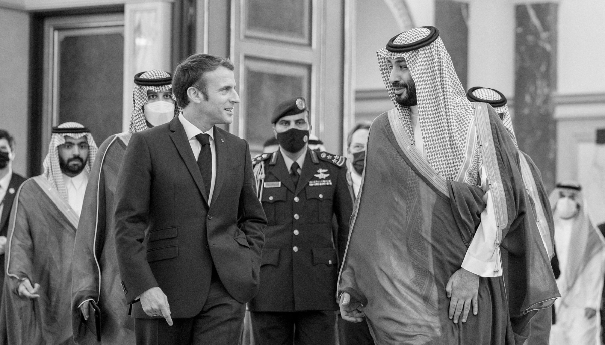 Saudi Crown Prince Mohammed bin Salman Al Saud welcomes French President Emmanuel Macron prior to their meeting in Riyadh, Saudi Arabia, on 4 December 2021.