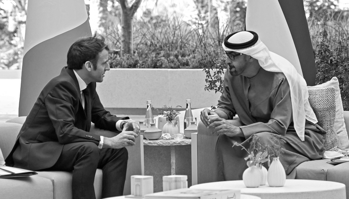 French President Emmanuel Macron and his Emirati counterpart Mohammed bin Zayed Al Nahyan in December 2021, during negotiations for an order of 80 Rafales.