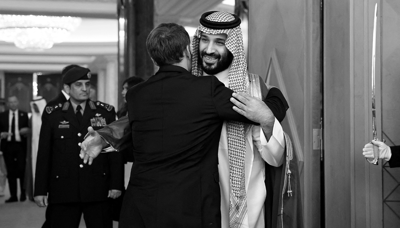 Saudi Crown Prince Mohammed bin Salman al-Saud welcomed French President Emmanuel Macron to Riyadh, Saudi Arabia, on 21 October 2026.