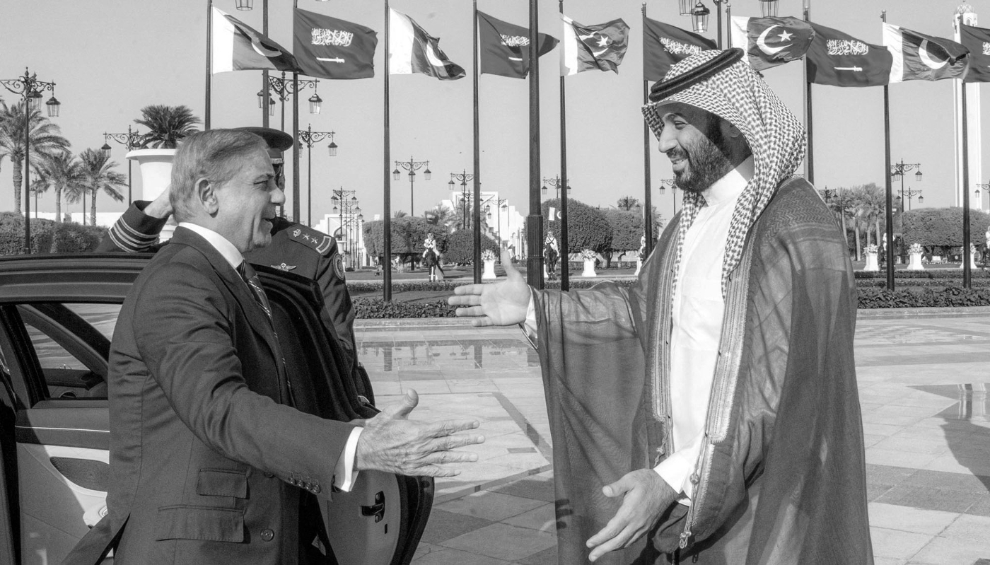 Saudi Crown Prince Mohammed bin Salman and Pakistani Prime Minister Shehbaz Sharif meet in Riyadh on 17 September 2025.