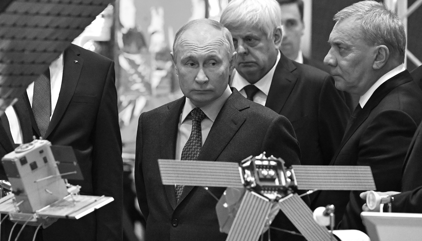 Russian President Vladimir Putin (centre) and the head of Roscosmos Yuri Borisov (right) at the Rocket and Space Corp Energia in Korolyov on 26 October 2023.