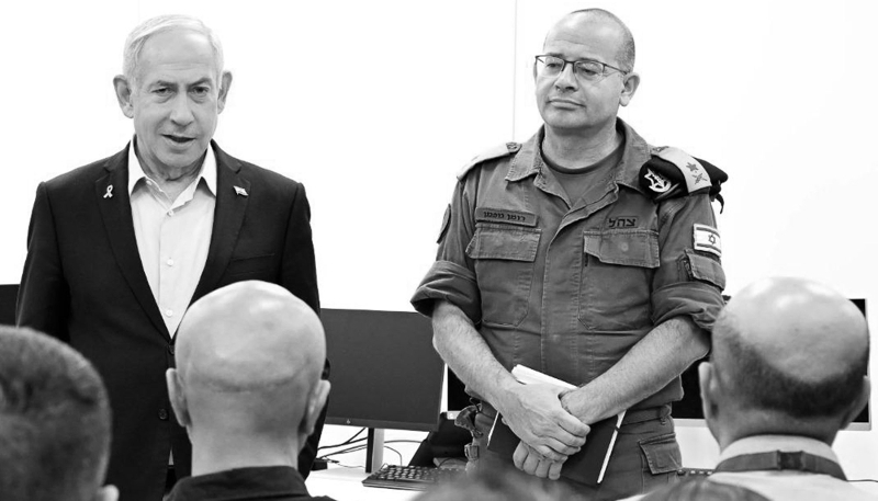 Israeli Prime Minister Benjamin Netanyahu and his current military adviser Roman Gofman, who is shortly set to take the reins of Mossad, on 20 June 2025.
