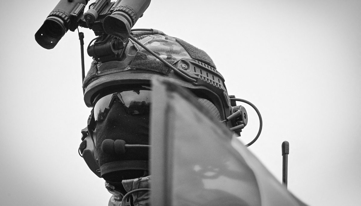 A soldier of the Romanian armed forces.