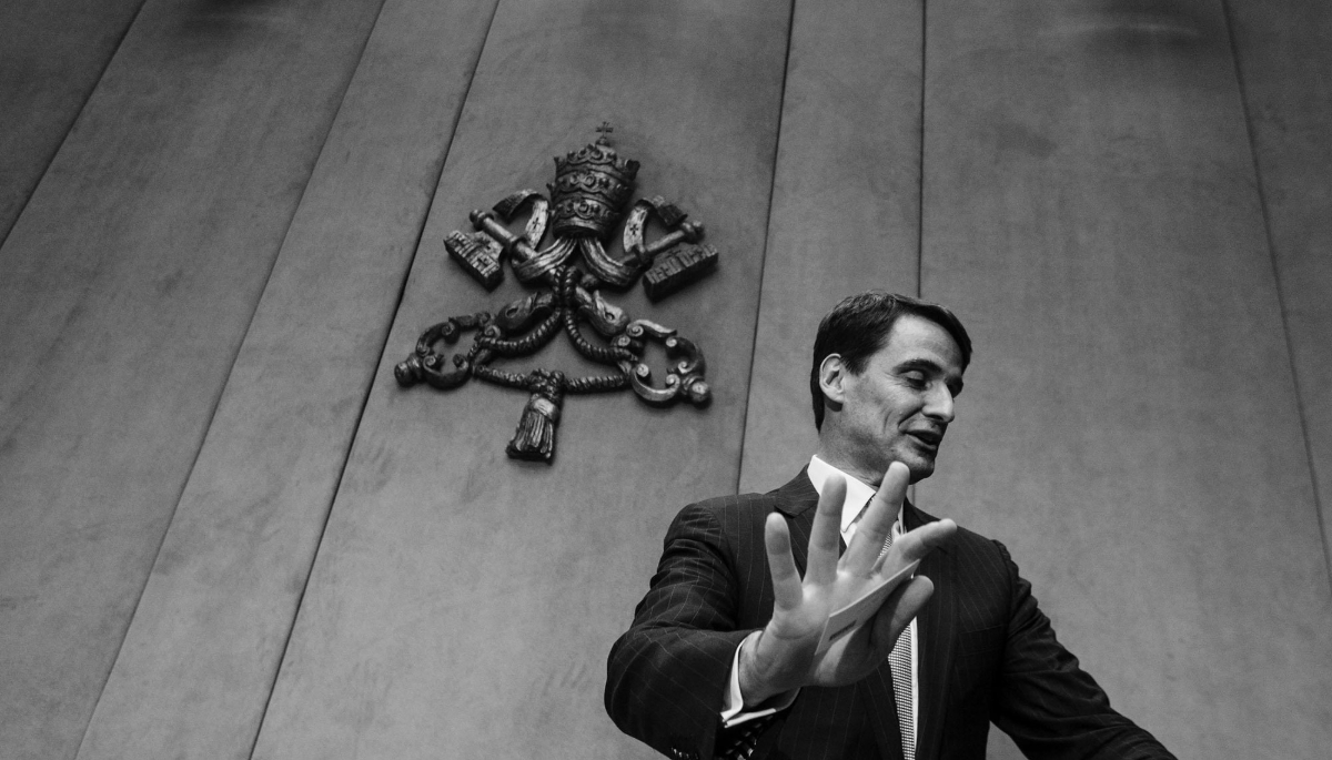 The President of the Vatican Bank, Jean-Baptiste de Franssu, is still in office, almost a year after his term expired.