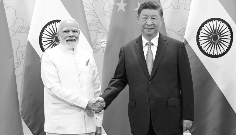 Chinese President Xi Jinping (right) meets with Indian Prime Minister Narendra Modi in Tianjin, northern China, 31 August 2025.