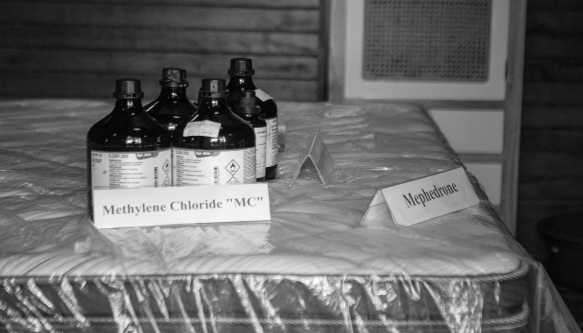 Evidence recovered during an investigation into two Russian nationals accused of running an illegal mephedrone laboratory in Gianyar, Bali, on 7 March 2026.