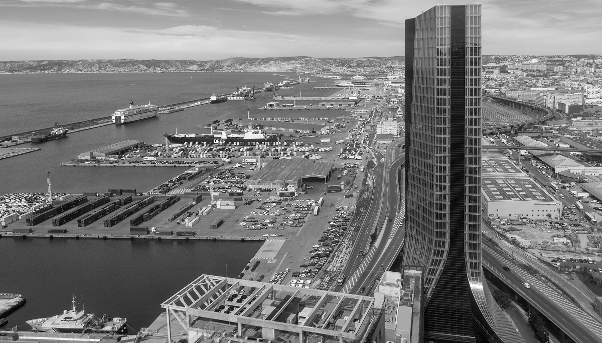 Aerial view of Marseille, with the CMA CGM tower in the foreground.