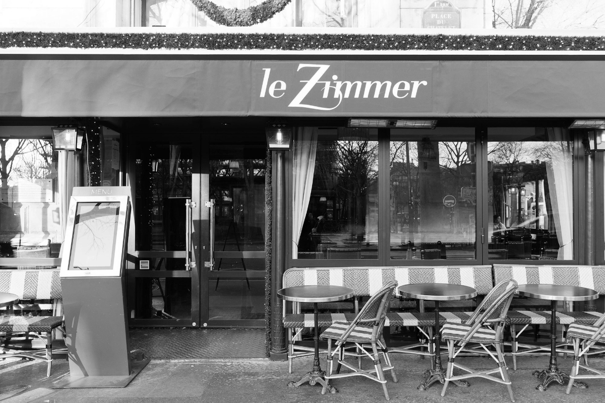 Le Zimmer café, place du Châtelet, Paris.