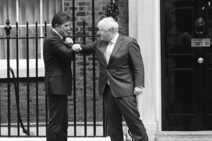 The head of the Kurdistan Regional Government Nechirvan Barzani and the British Prime Minister Boris Johnson, 17 September 2021 in London.