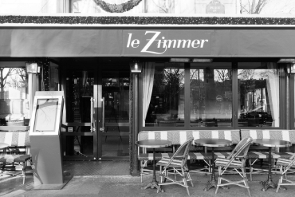 Le Zimmer café, place du Châtelet, Paris.