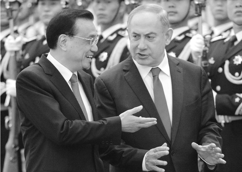 Benjamin Netanyahu and the chinese prime minister, Li Keqiang, on march 2017.