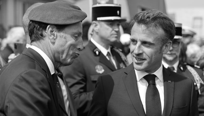 Geoffroy Roux de Bézieux and French President Emmanuel Macron in June 2023.