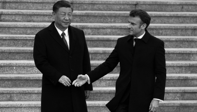 Xi Jinping and Emmanuel Macron during the French president's stay in China in April 2023.