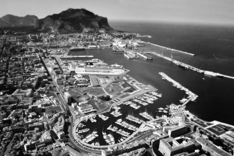 The port of Palermo.