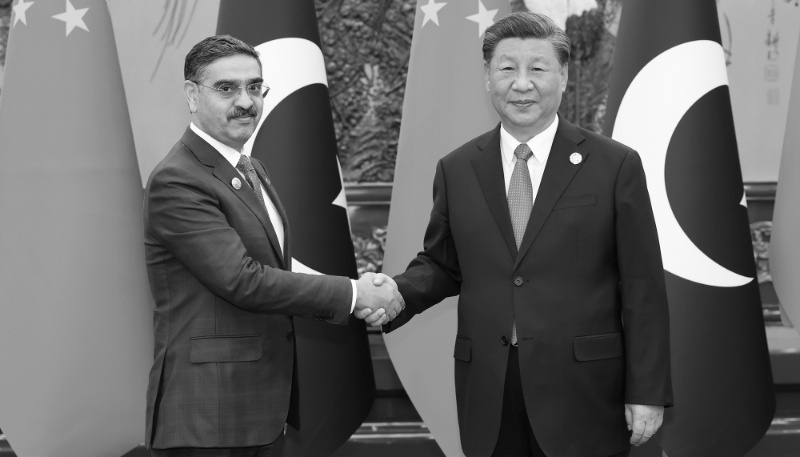 Chinese President Xi Jinping (right) and Pakistani Prime Minister Anwar-ul-Haq Kakar at the third Belt and Road Forum for International Cooperation in Beijing on 19 October 2023.